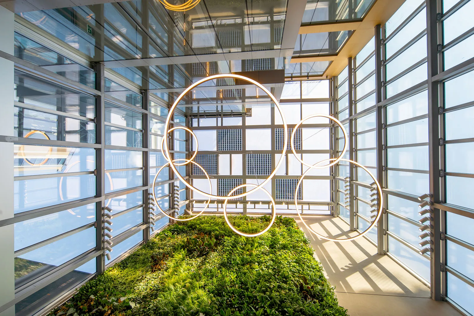 Piazzale Loreto. Foto di Paolo Zaninelli, UDB studio, https://www.udb.it/