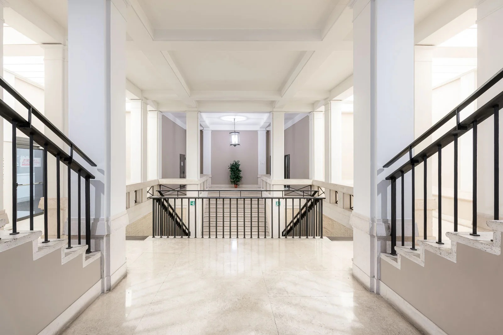 Piazzale Luigi Sturzo 15, Roma. Foto di Ugo De Berti, UDB Studio, https://www.udb.it/